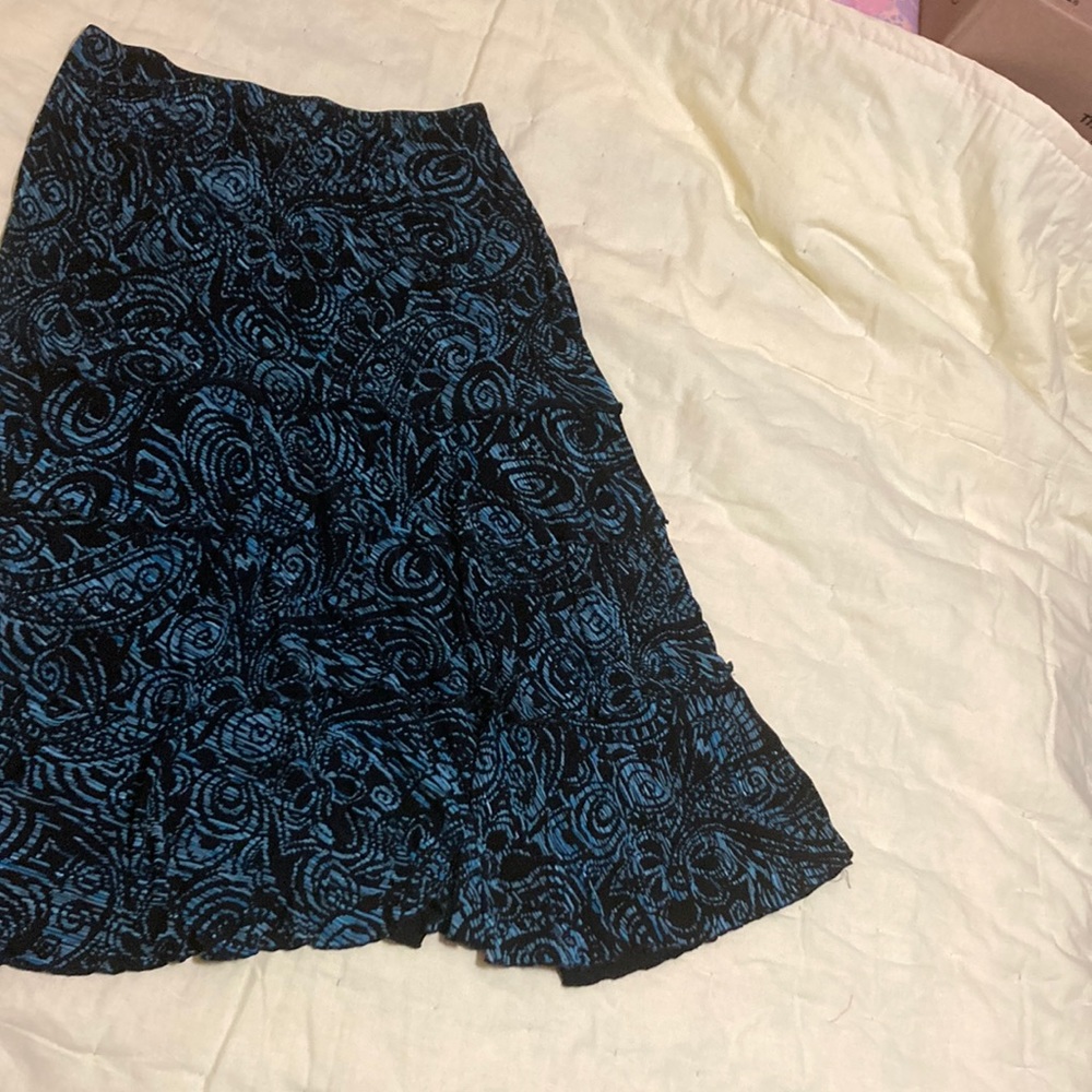 Ladies skirt